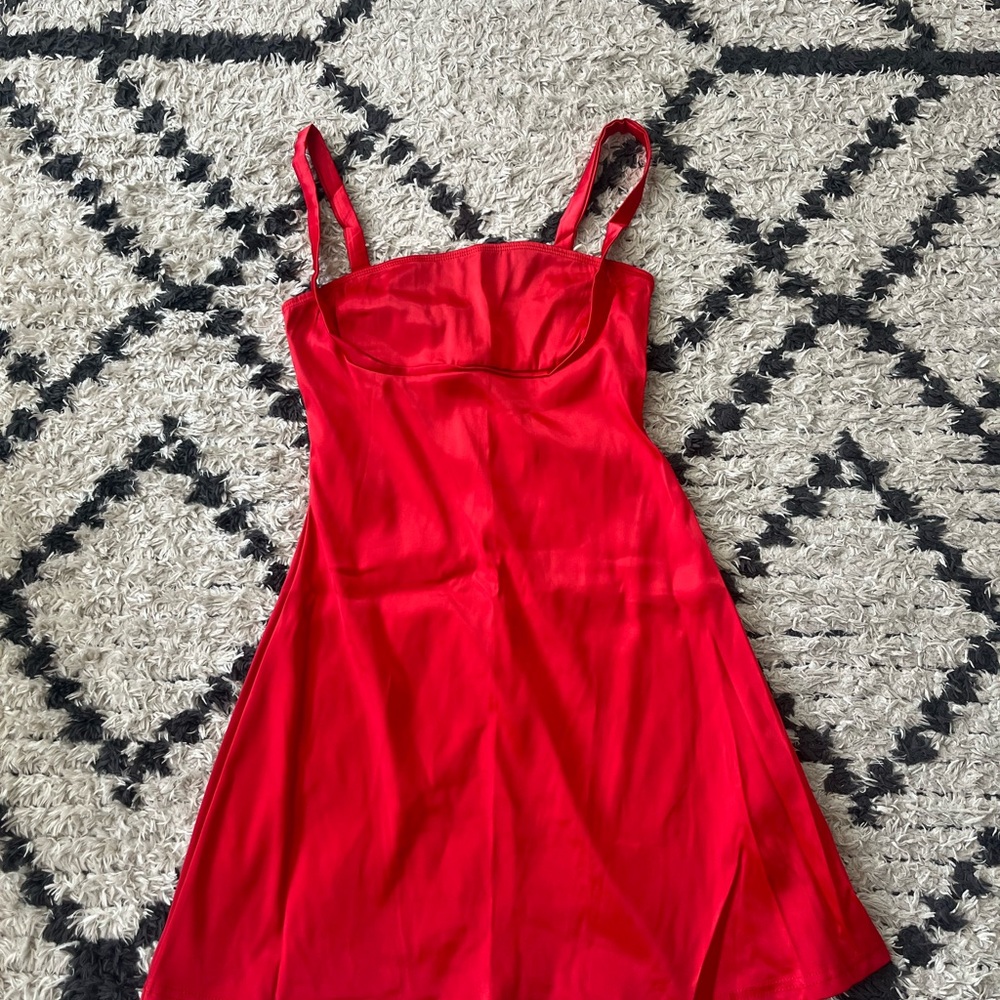 Elegant Red Sleeveless Dress
